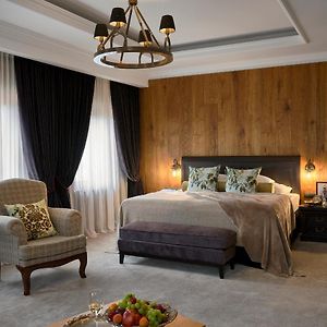Andrássy Suite